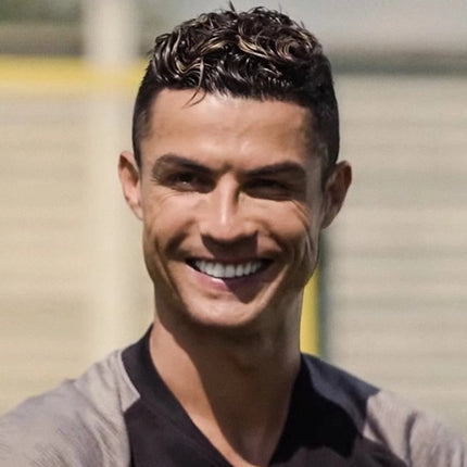 <strong>    Cristiano Ronaldo</strong>