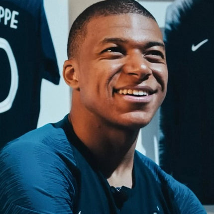 <strong> Kylian Mbappé </strong>
