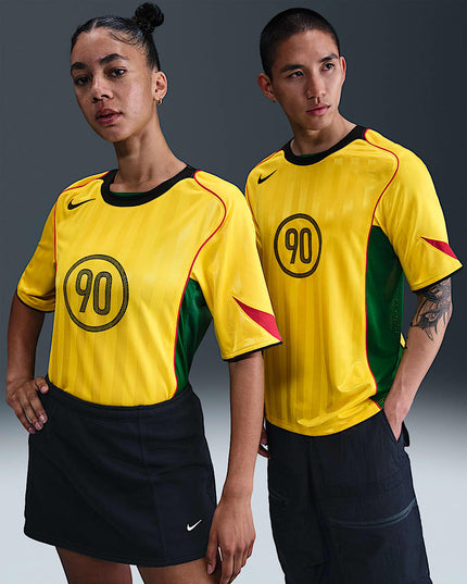 Nike Total 90